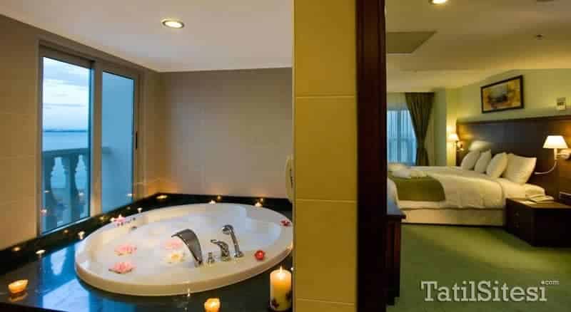 Crowne Plaza Antalya